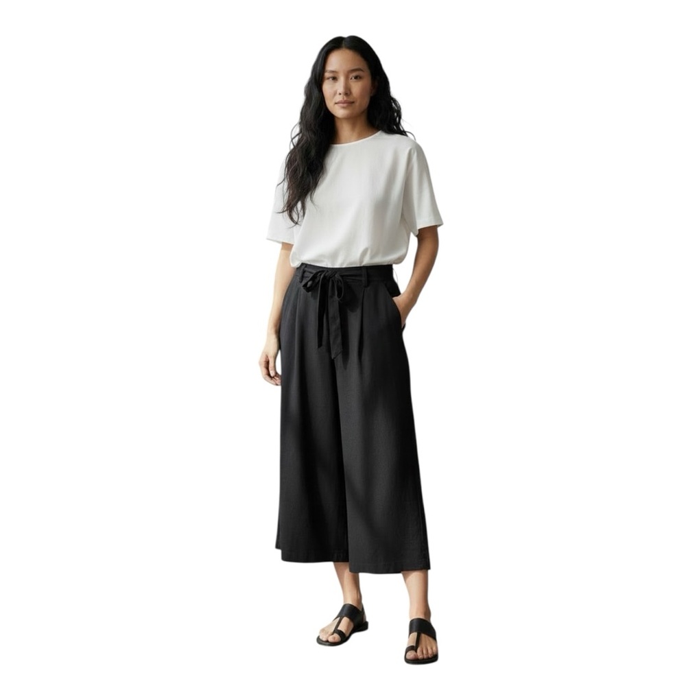 ZARA TRAFALUC High Rise Wide Legged Black Crop Pants size L
